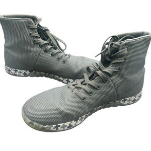 NoBull Army Pixel High Top Sneakers 11.5
Super Fabric Green Workout Crossfit